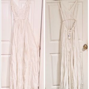 Bloomingdale’s Olivaceous Ivory Laced Maxi Dress